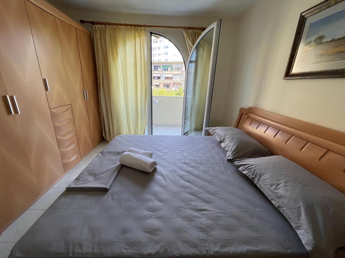 Tirana Flora Center Apartment Bagian luar foto