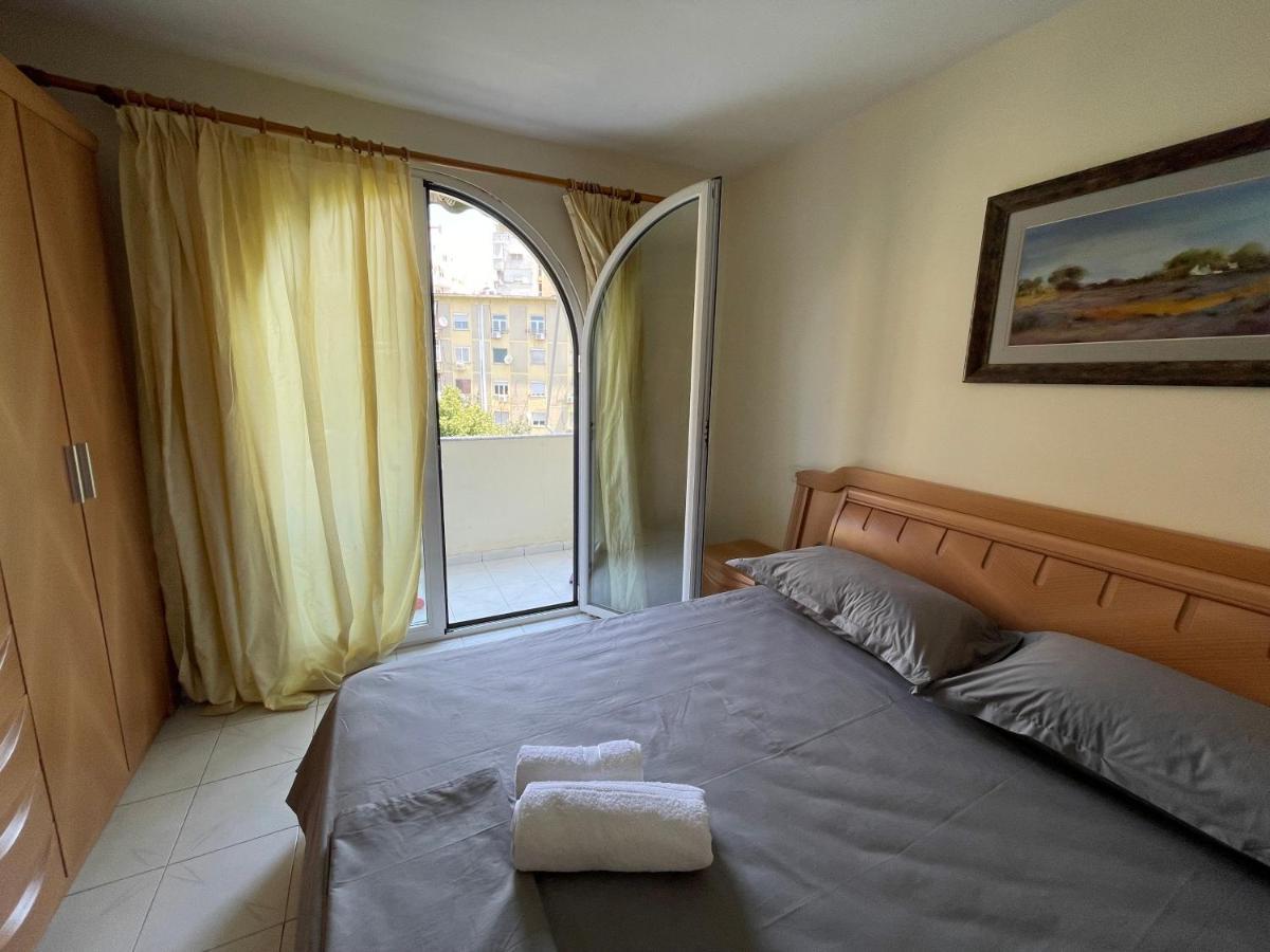 Tirana Flora Center Apartment Bagian luar foto